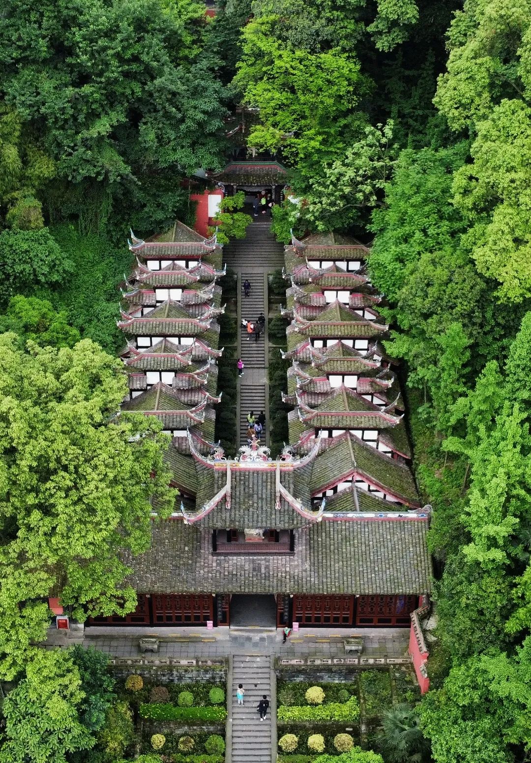 好玩的地方都江堰,来到都江堰晚上好耍的地方