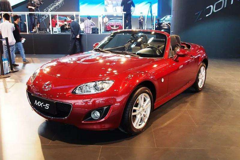 20万左右的硬顶敞篷小跑车推荐,十几万国产敞篷跑车