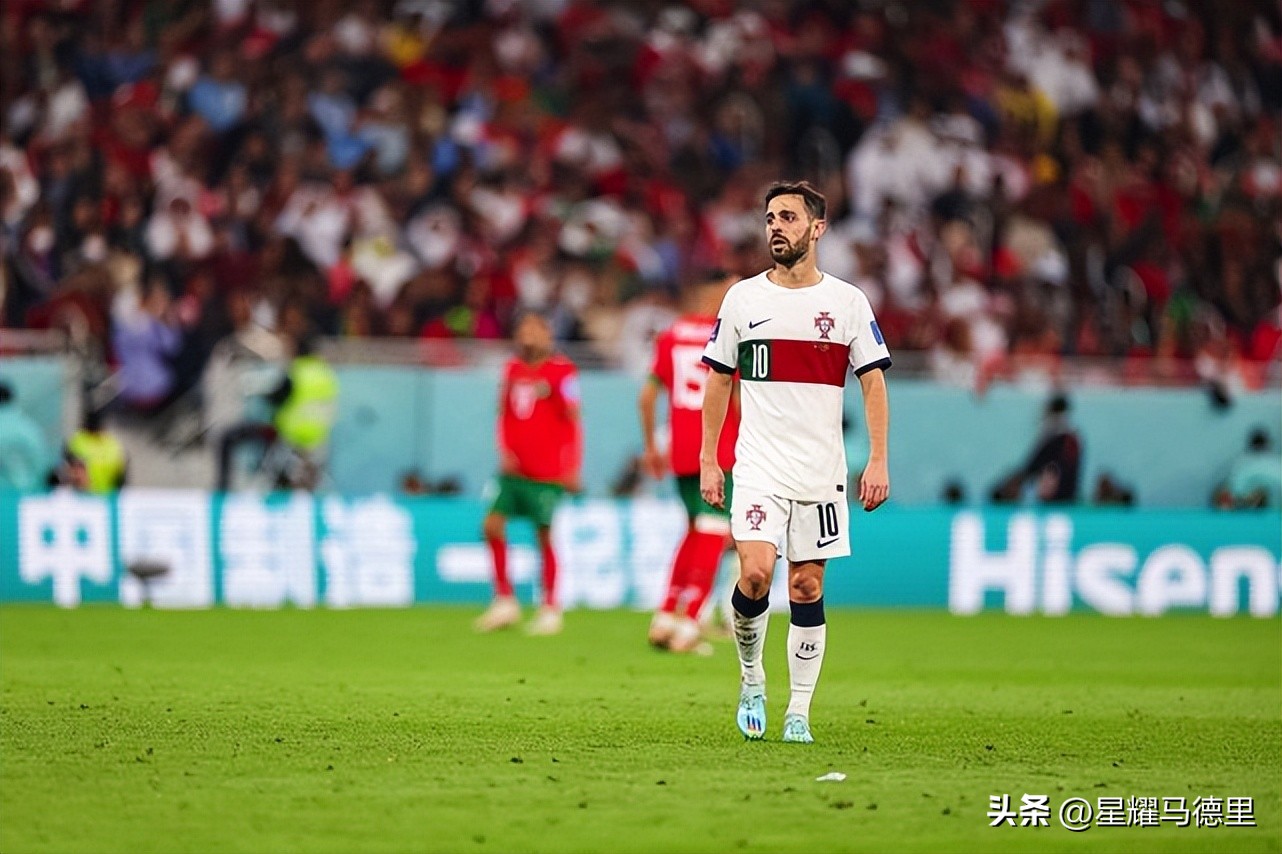 c罗是痛哭告别世界杯还是笑的,c罗告别世界杯捂脸痛哭视频