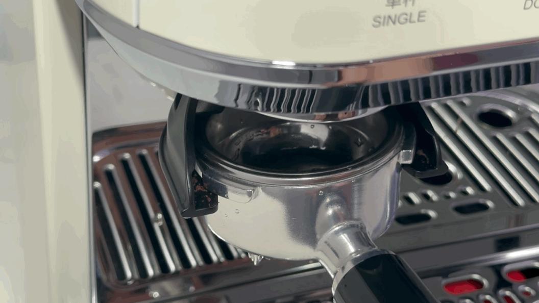 在家也能享受专业咖啡师手艺，宜盾普EOS意式半自动咖啡机体验