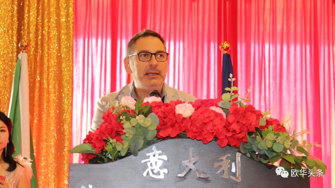 意大利华人服装行业协会第三届换届庆典圆满成功，李小锋蝉联会长