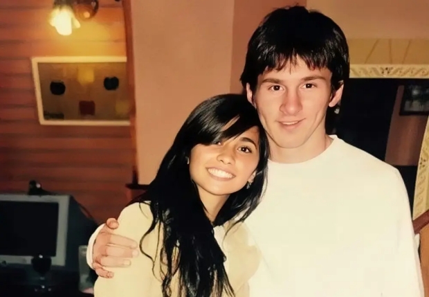 梅西进球现场阿根廷女球迷反应,梅西救世名场面