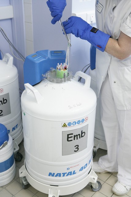 捐精能给多少补贴？国外精子银行像某宝购物一样