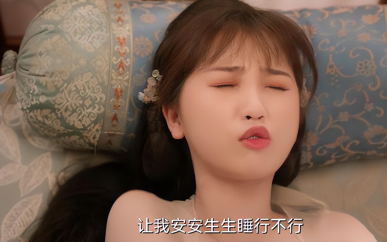 鞠婧祎杨幂迪丽热巴刘亦菲视频,杨幂演戏抿嘴小动作