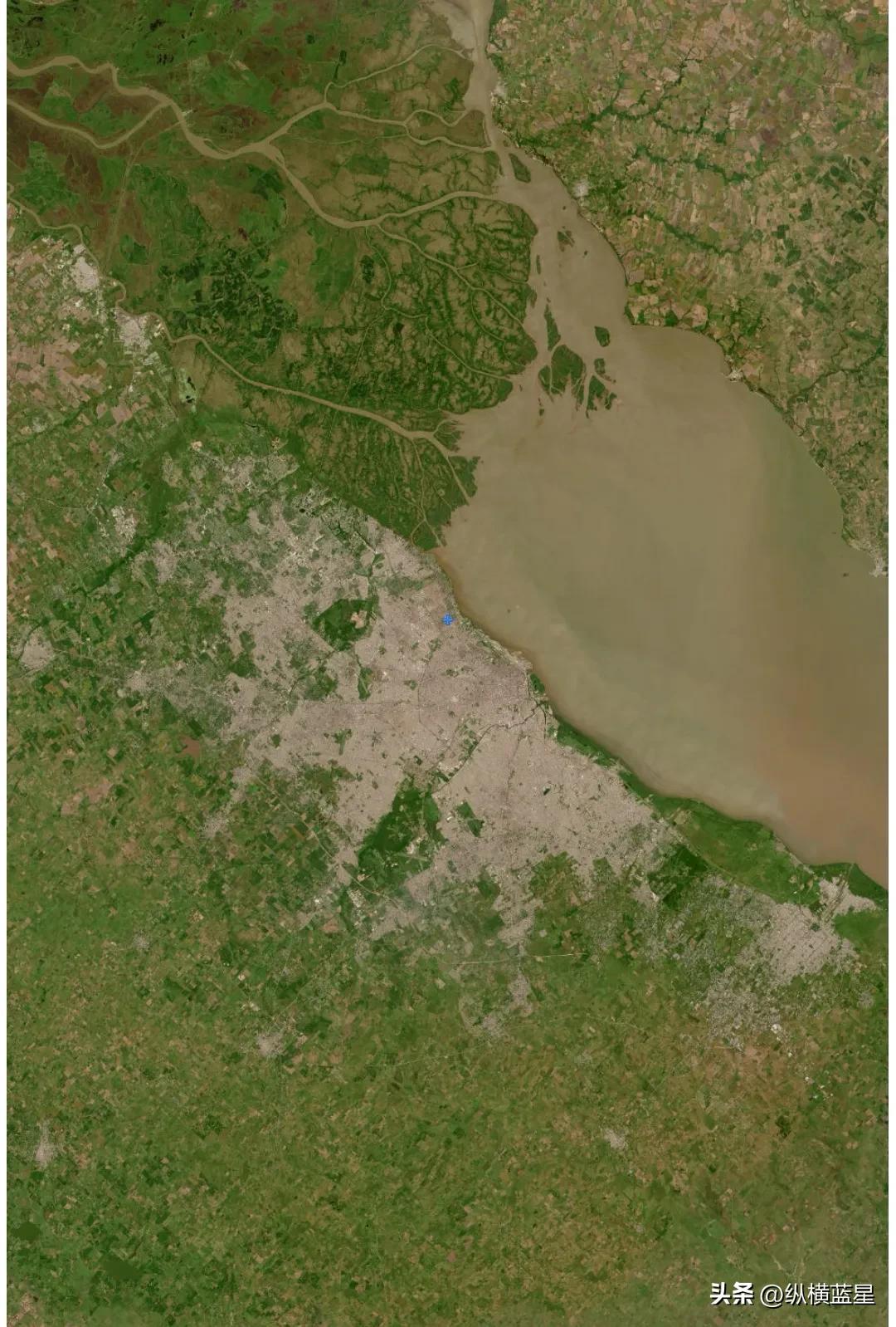 雄鹰展翅好还是站立鹰好,雄鹰vs阿根廷