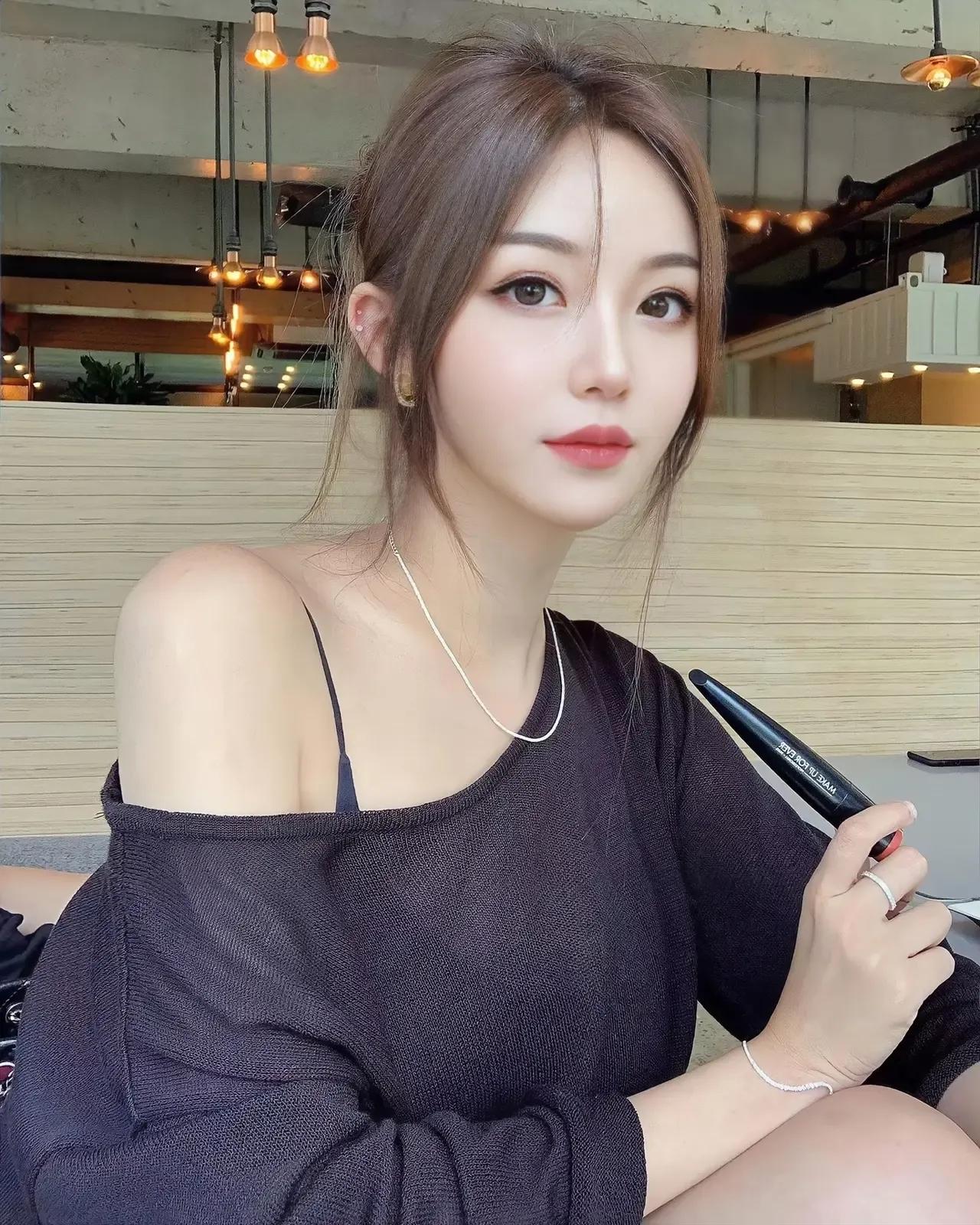 回眸，冬日的吻