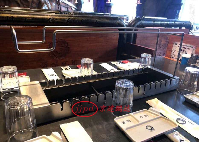 想开个炭火烧烤的店赚钱吗现在,烧烤店零元加盟套路