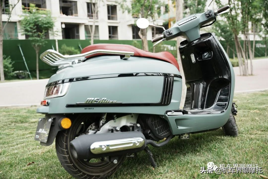 国产踏板车蒙娜丽莎,2024款南方蒙娜丽莎250max踏板车