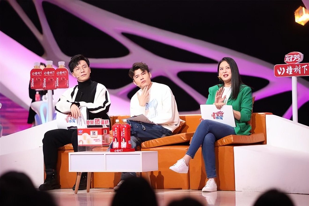 孟非主持人现状,孟非淡出主持界了吗