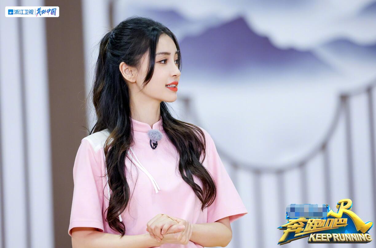 蔡徐坤跑男路透当面被玩梗,蔡徐坤跑男黄河篇撕名牌