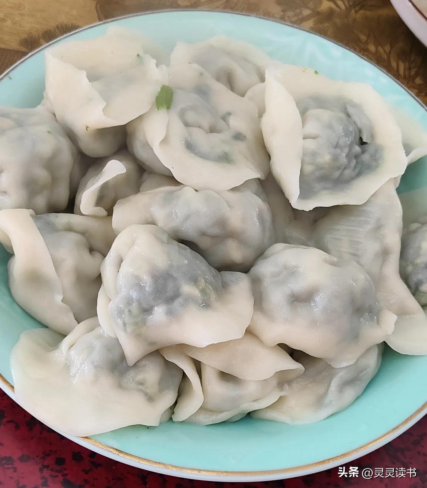菠菜鸡蛋馅饺子的做法,菠菜鸡蛋馅饺子好吃吗