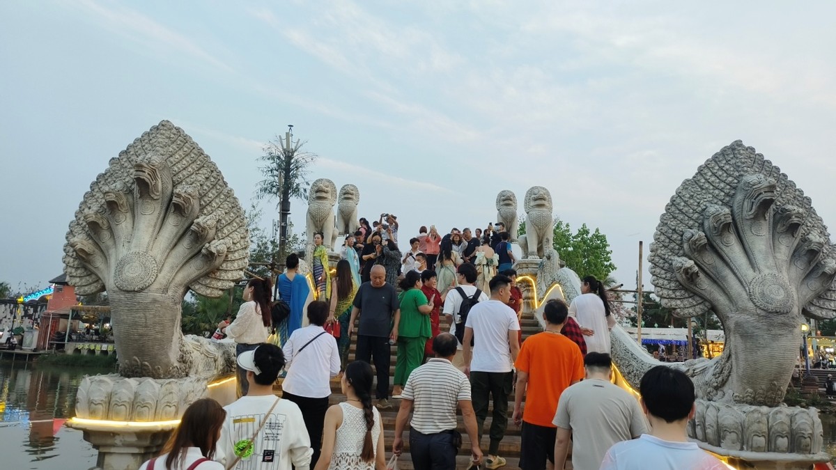 弥勒至西双版纳自驾游攻略,云南到西双版纳自驾游攻略