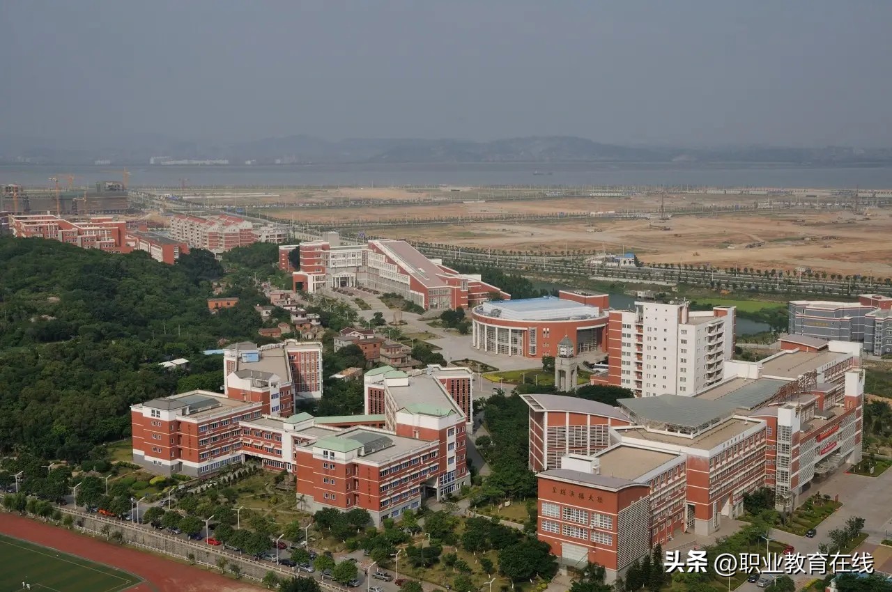 泉州有哪些大学排名一览表,泉州为什么发展不起来