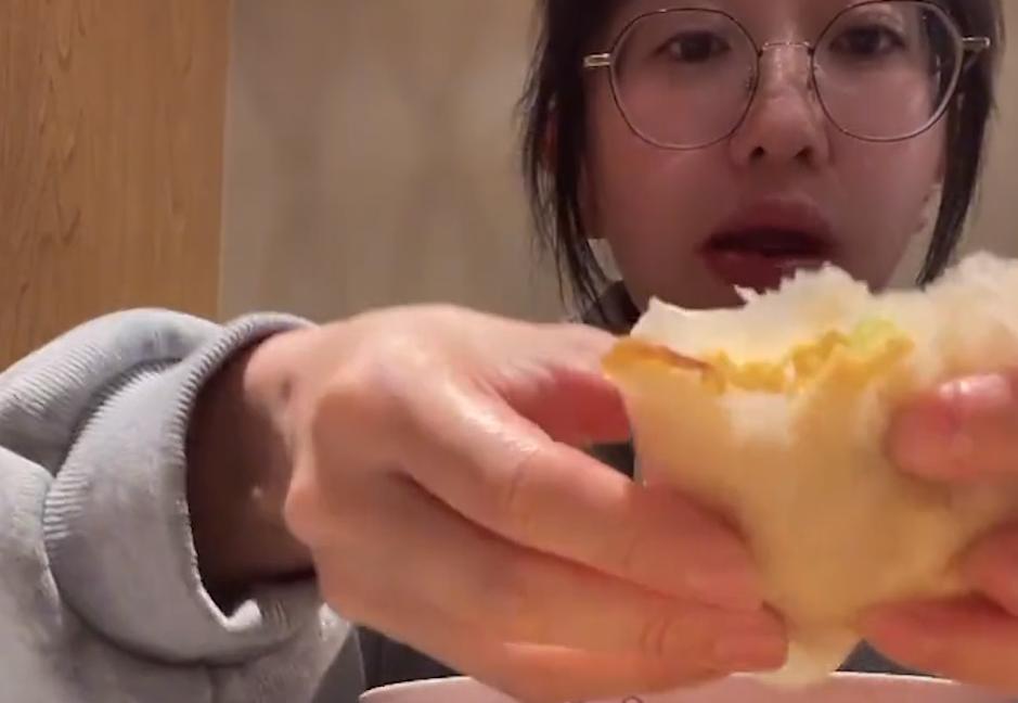 北京90后住家保姆尼莫工资,尼莫住家保姆最新动态