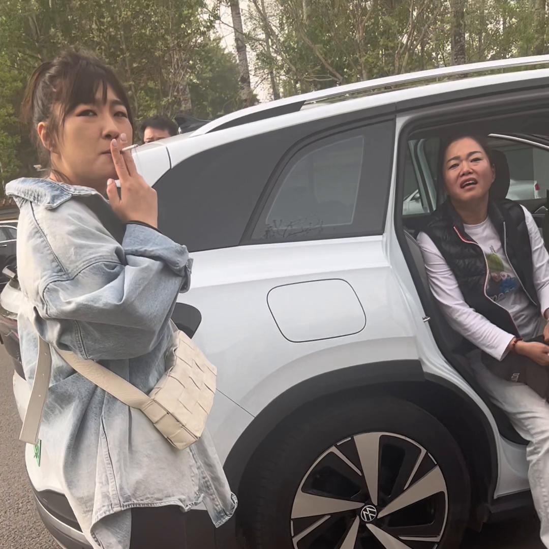 生活本该如此顺其自然,生活就是如此该走的走该留的留