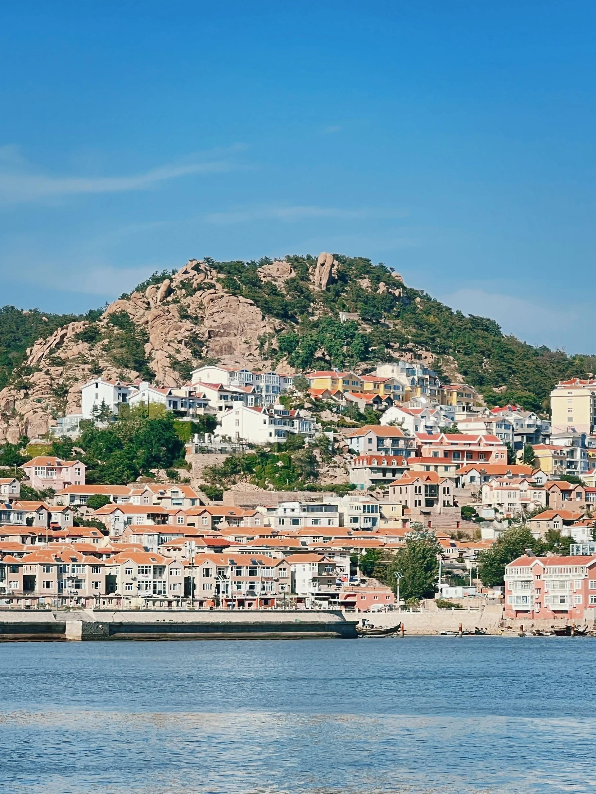 青岛海滩免费旅游景点,青岛仰口沙滩魔法森林公园