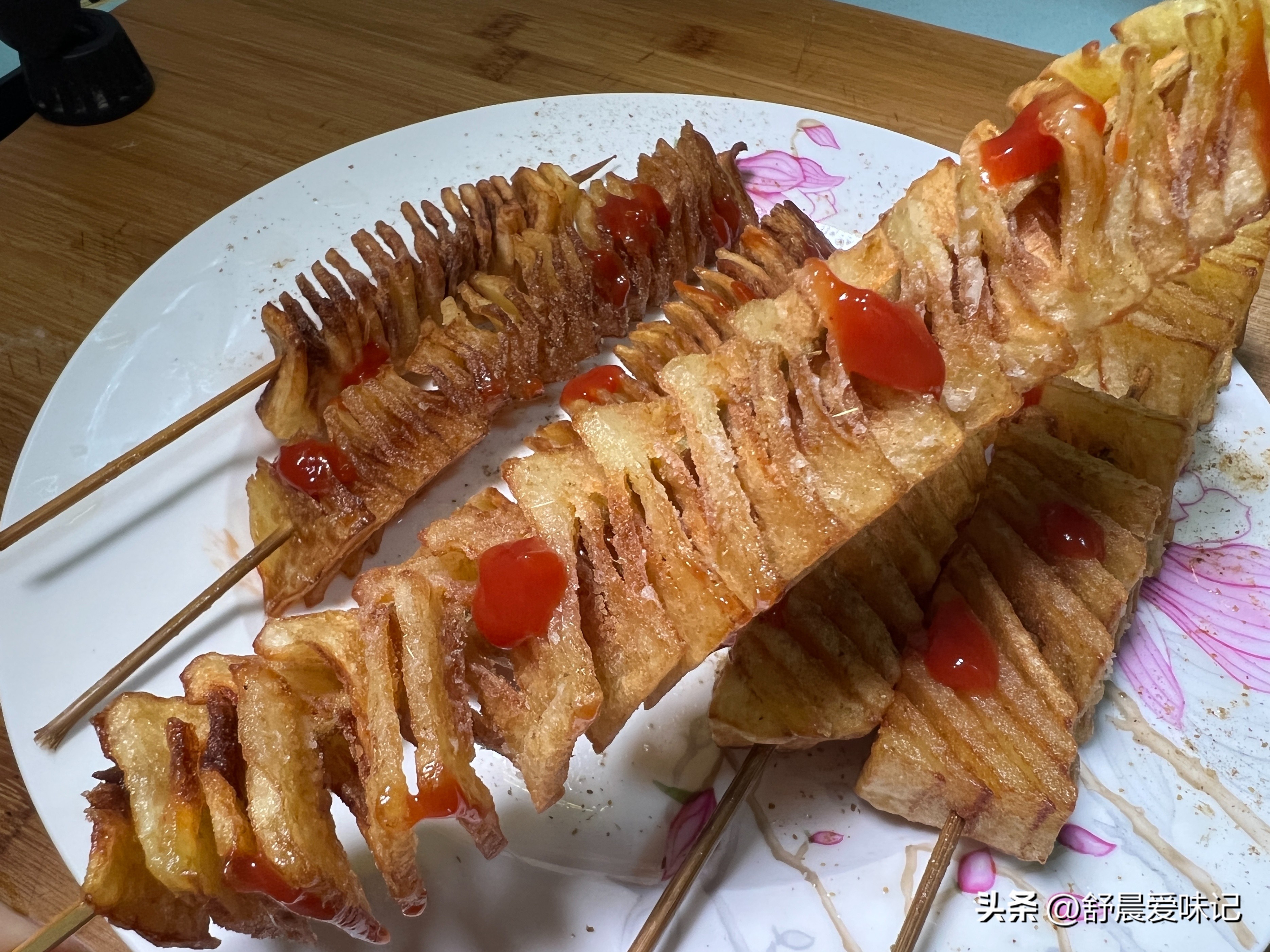 旋转薯塔怎么做酥脆,薯塔在家里怎么炸