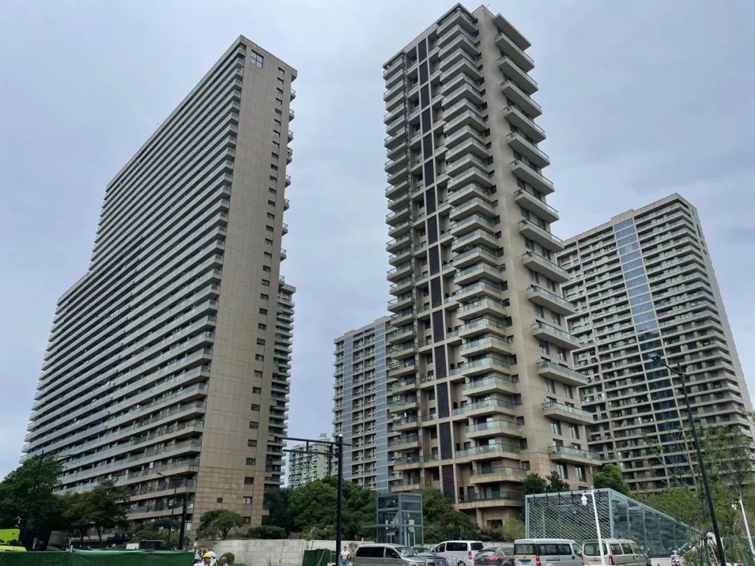 花三千块去拍艺术照值不值,花3000元拍28张写真合适吗