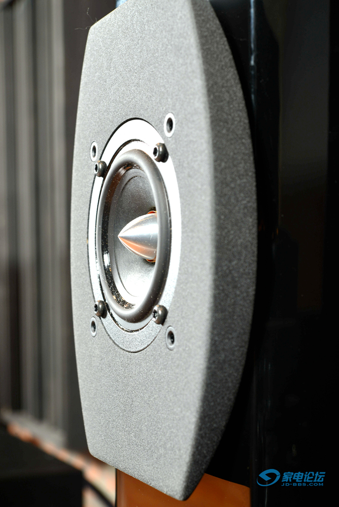 另类点音源发烧友的福音：德国AUDIUMComp5.2有源音箱