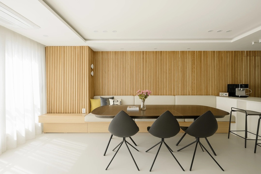 小客厅如何选沙发显得大,小客厅没有沙发如何做到简洁大气