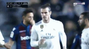 忆往昔大圣脚踏七色云彩，望远方缘何贝尔躺平缘尽皇马？