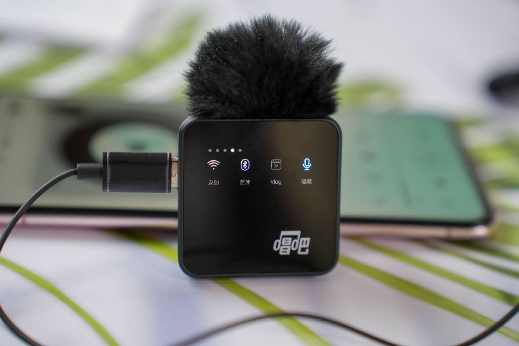 唱吧v6无线领夹麦克风直播唱歌,唱吧领夹麦v6介绍