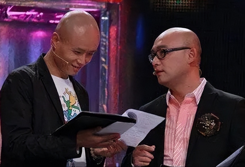 48岁主持人乐嘉现状：移居美国住豪宅、开豪车，过着奢侈的生活！