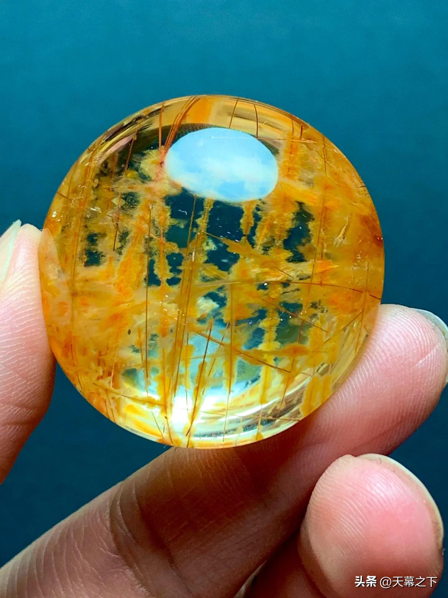 天然水晶水滴吊坠价格,水晶吊坠男士用