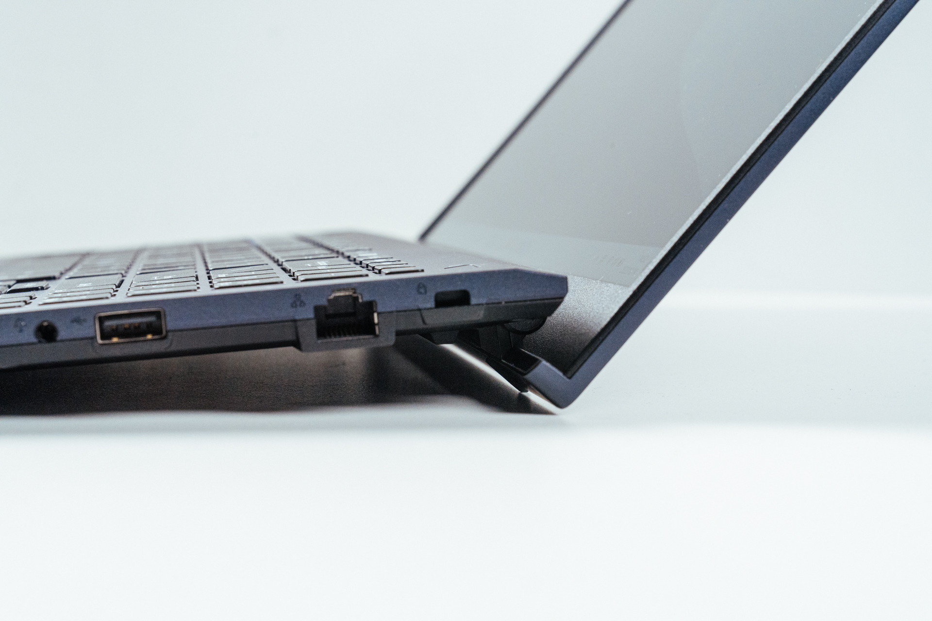 华硕笔记本电脑破晓2有什么功能,华硕破晓air与thinkpadcarbon