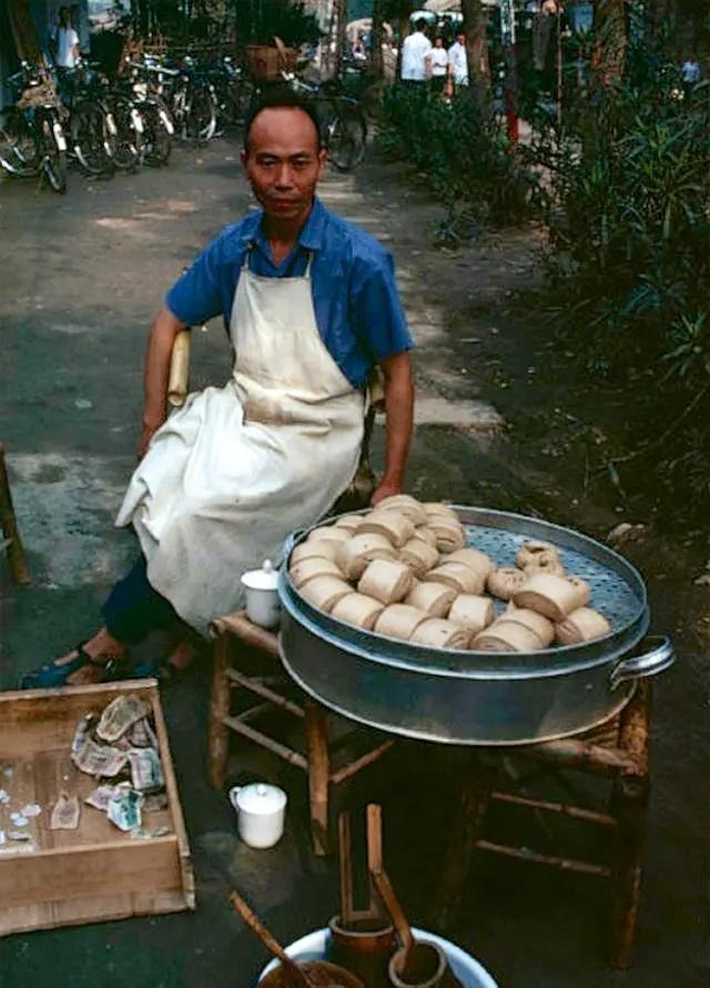 晚清女子真实老照片,晚清老照片还原穷人美艳贵妇