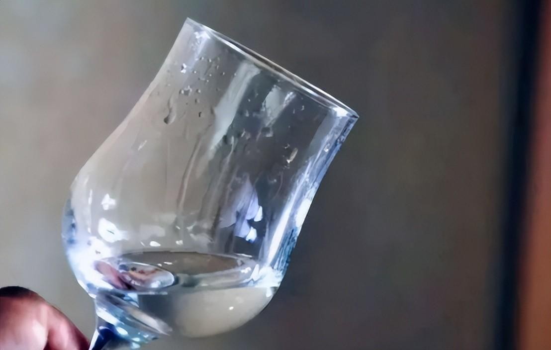 十大公认好喝白酒实惠,公认最好喝的白酒排名前十