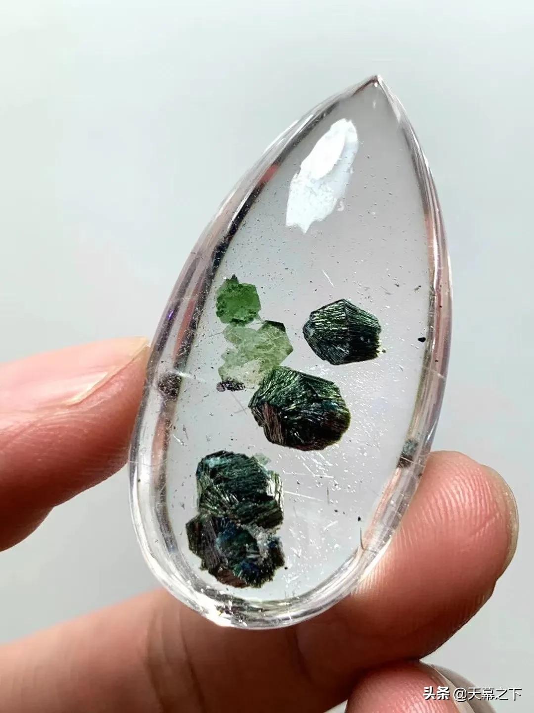 天然水晶吊坠推荐,天然水晶吊坠制作