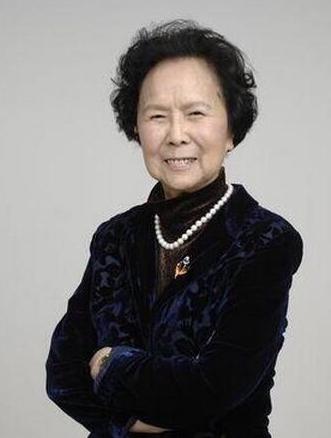 风情万种许晴现状,如今53岁的许晴身材和颜值