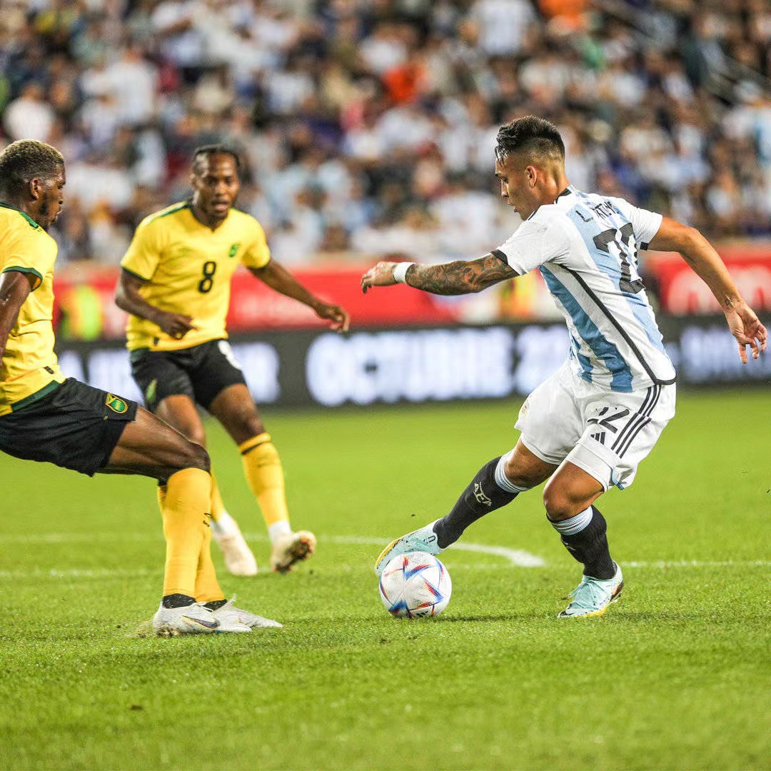 怎么假装自己是皇马球迷,如何假装自己是足球队