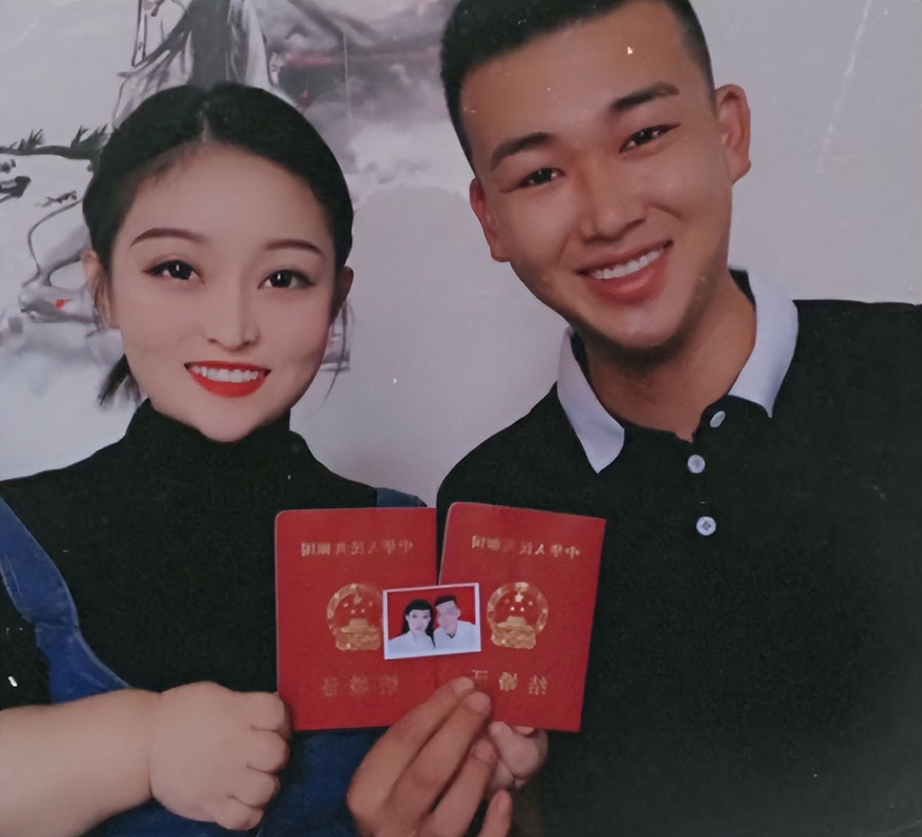 侏儒网红李会娟穿婚纱,侏儒症李会娟抖音