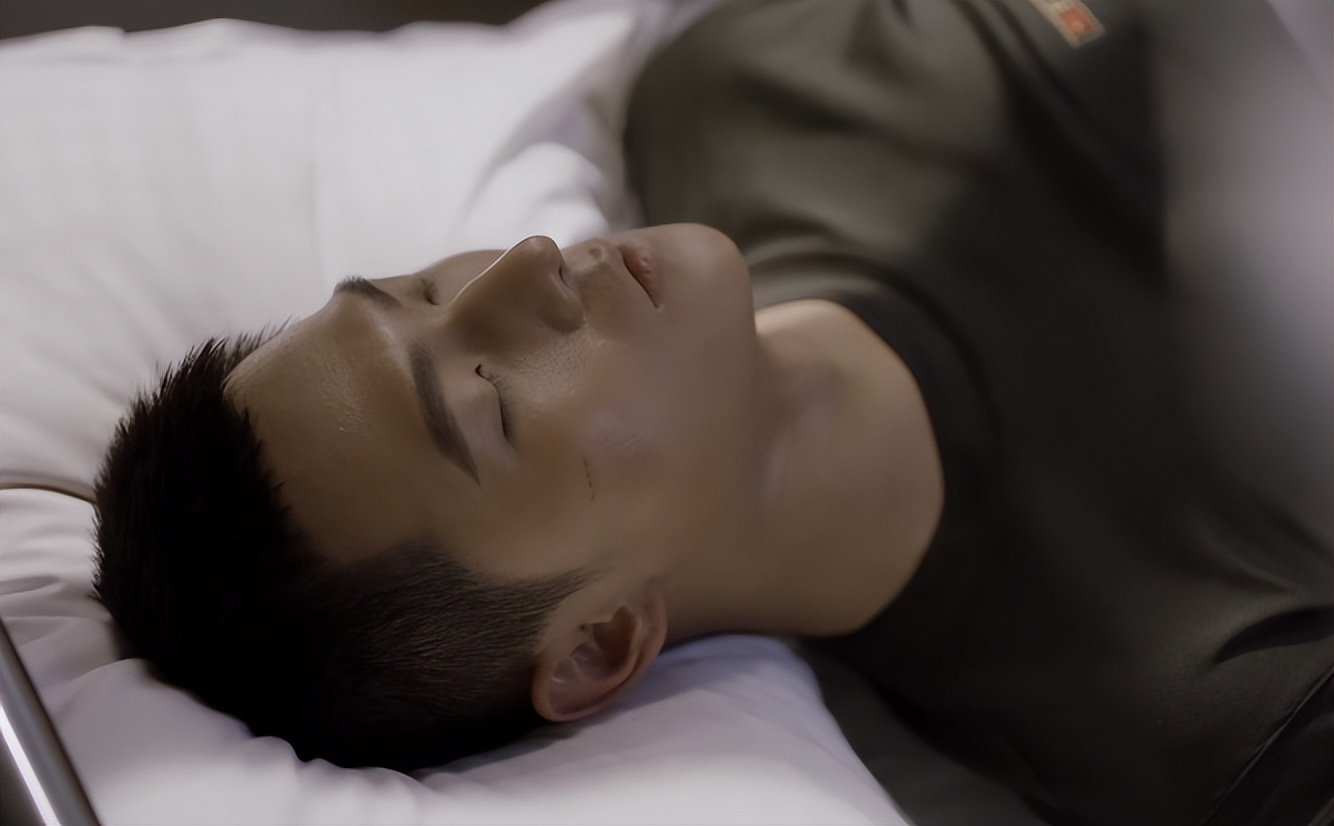 3天*放播**量2.3亿！30岁杨洋“换脸式”演技出圈，这个男人有多狠？