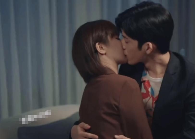 井柏然和杨颖再度合作电影,井柏然angelababy合作几次