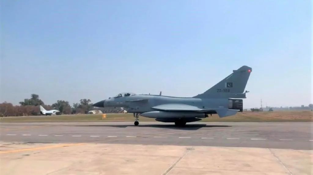 巴基斯坦看歼20c的反应,巴基斯坦内政部长讲歼20c