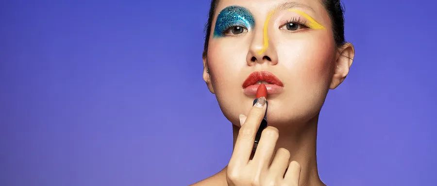 理性认识化妆品不良反应