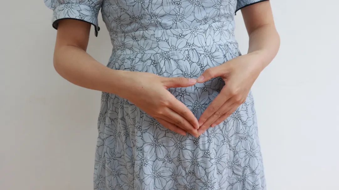 宫颈肥大有哪些危害？该如何防治？这3点越早了解，越早受益