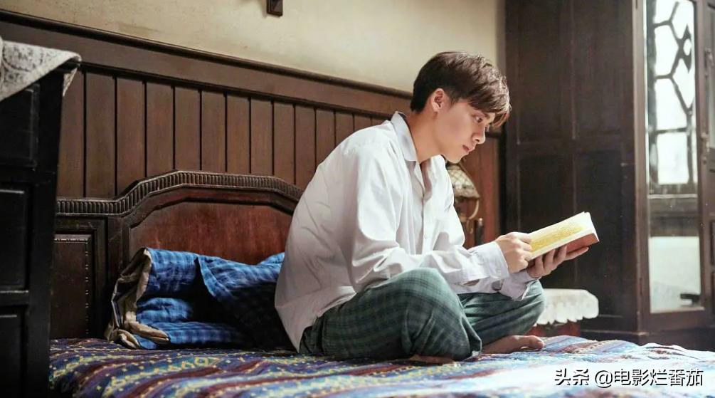 风筝和潜伏伪装者哪个好看,伪装者和风筝哪部好看