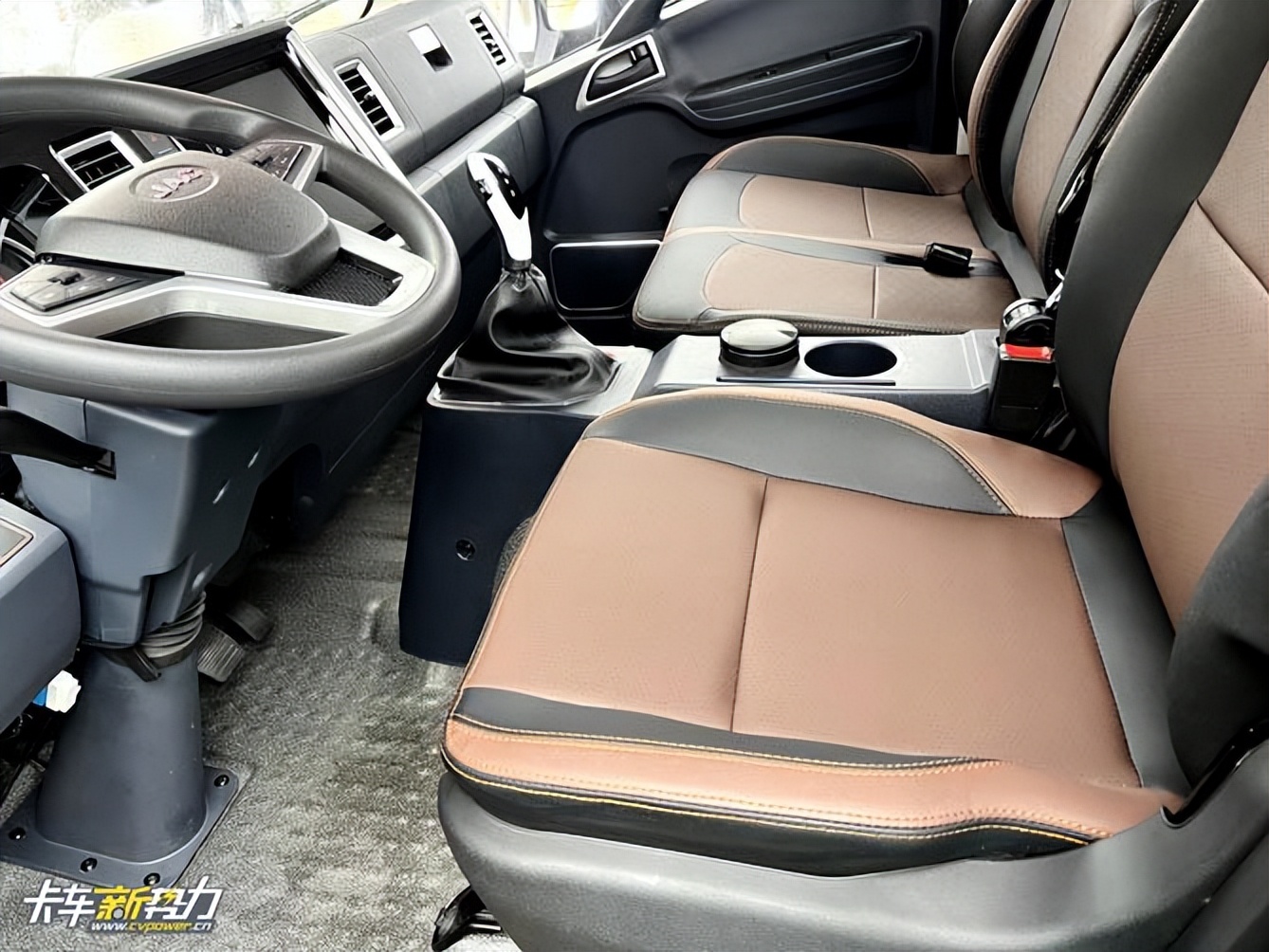 江淮威铃v6纯电轻卡怎么样,续航300以上的轻卡