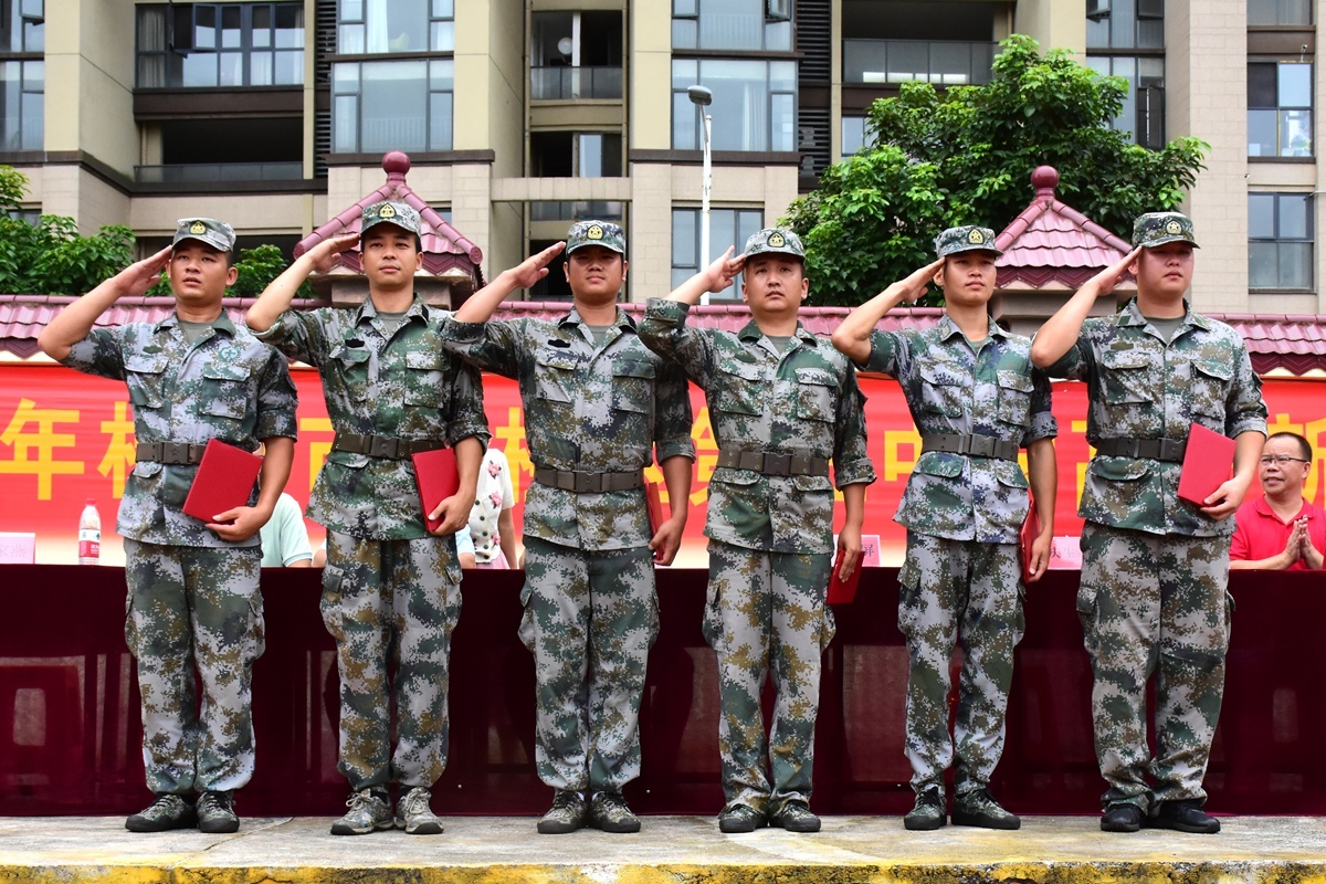 桂林各校军训精彩回顾,广西军训队列操