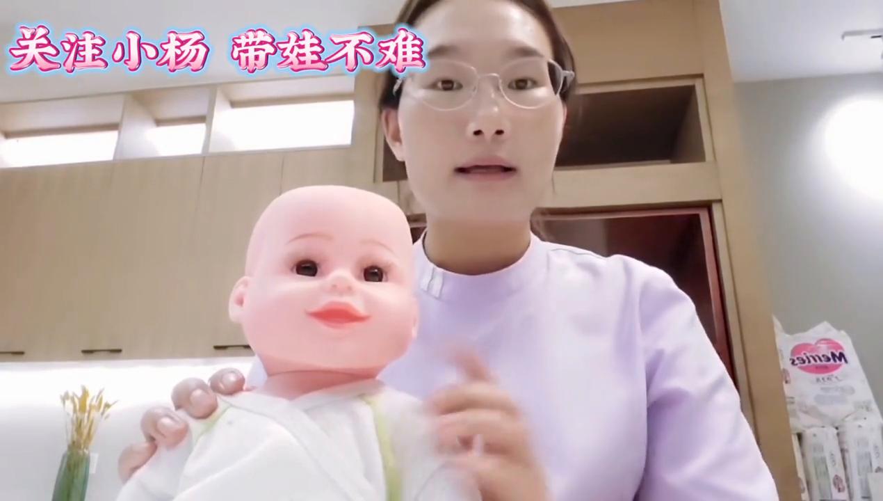 昼夜颠倒的宝宝怎么让其睡觉,宝宝昼夜颠倒白天不肯醒怎么办