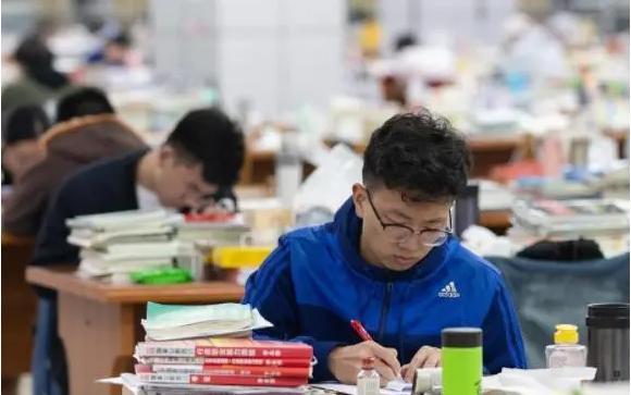 研究生博士最新政策延长学制,研究生学制年限或调整