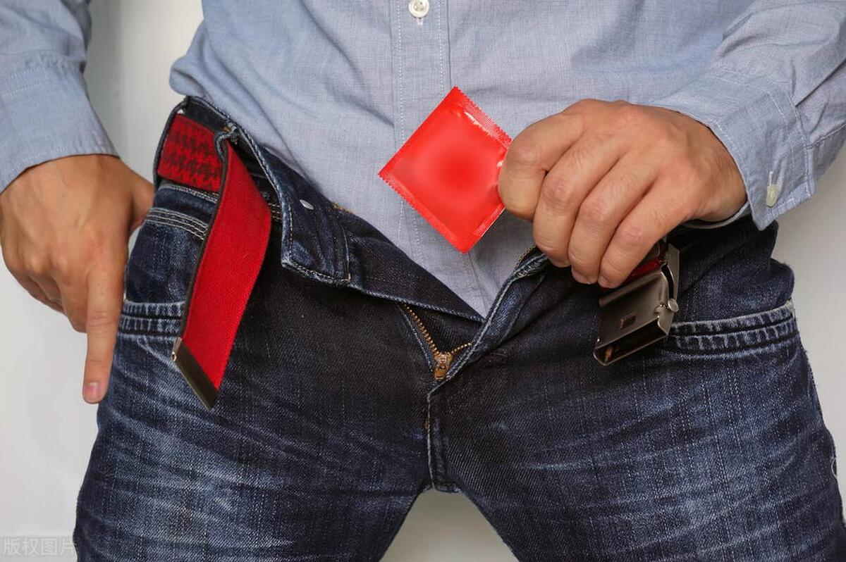 戴不戴眼镜的差别,戴不戴假发区别