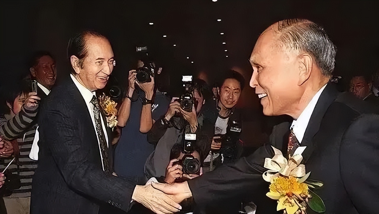 李惠堂中国足球史上的传奇球王,亚洲足球球王李惠堂简介