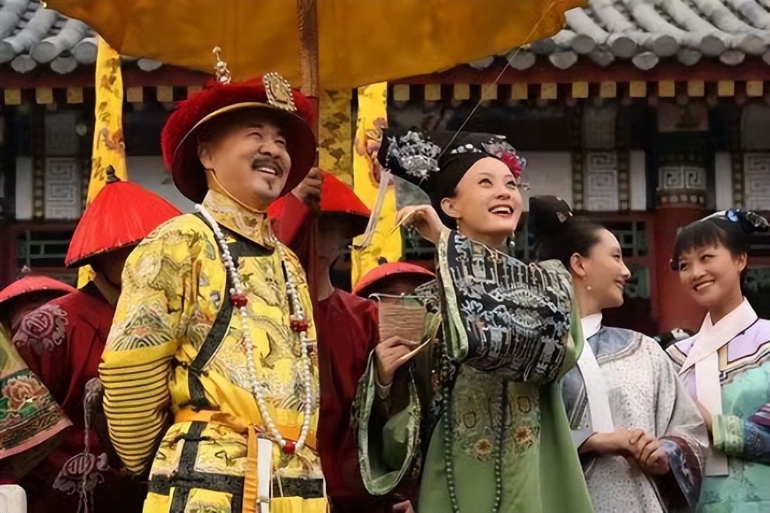 甄嬛传甄嬛误穿纯元衣服,甄嬛传甄嬛误穿纯元皇后衣服解说