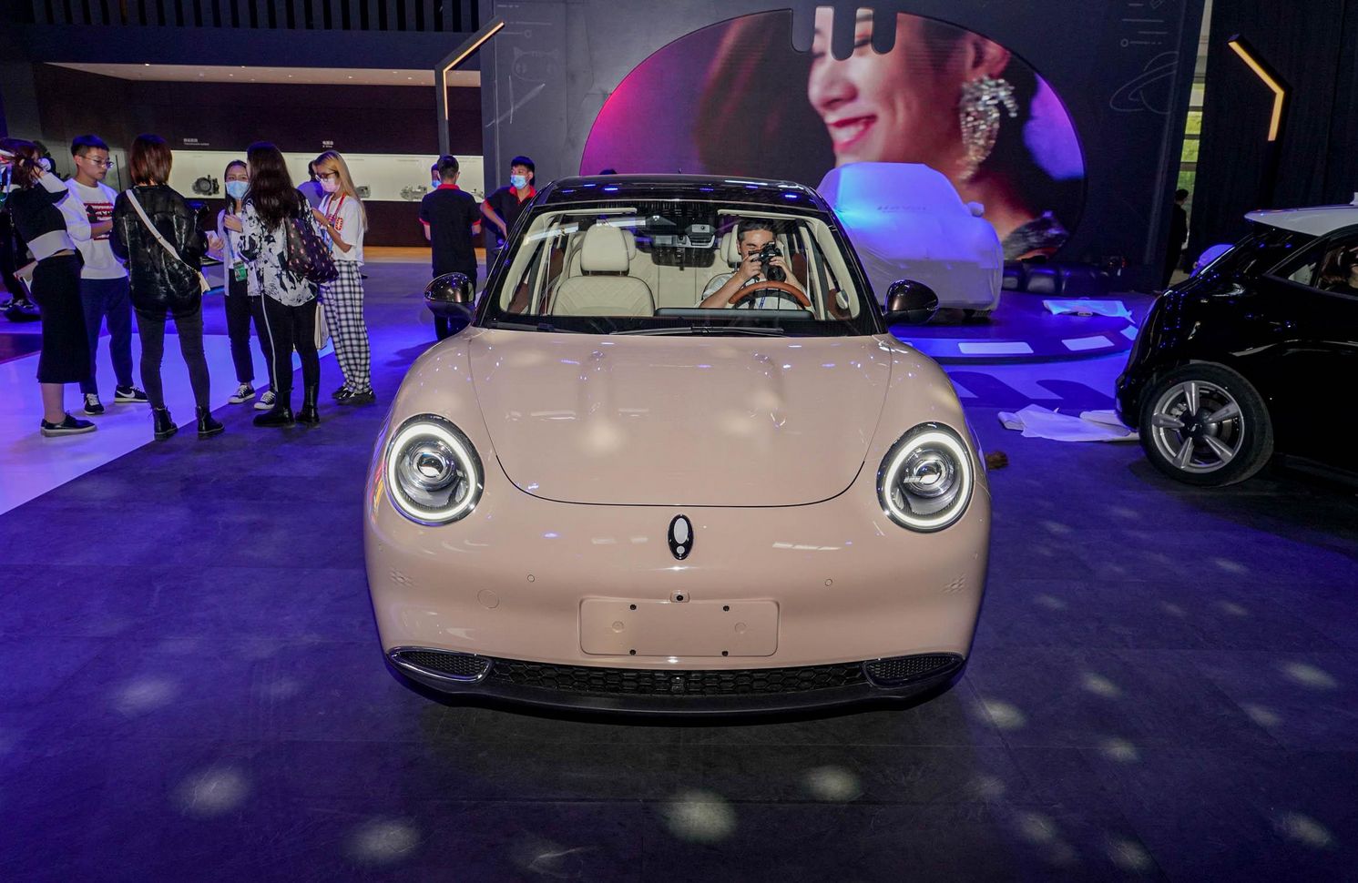 哪吒和好猫新能源车对比,哪吒和好猫汽车对比