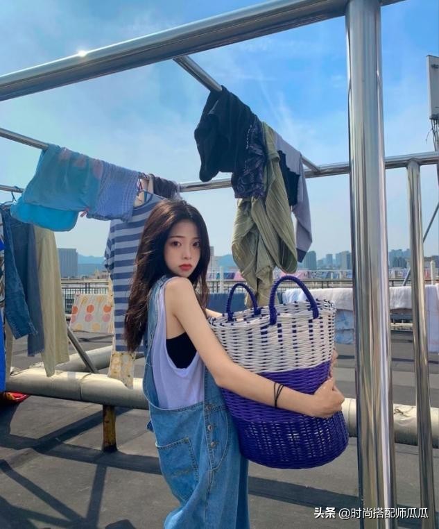 秋冬老头衫怎样搭配,老头衫都能穿出时尚感女款